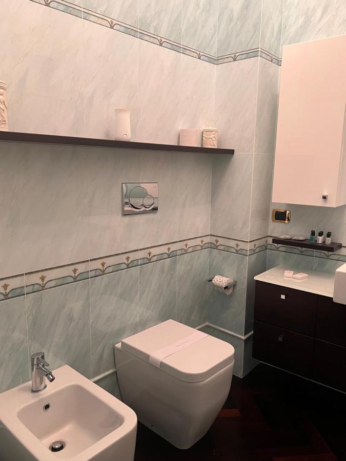 Piazza Maggiore Luxury Apartment Болоня Екстериор снимка
