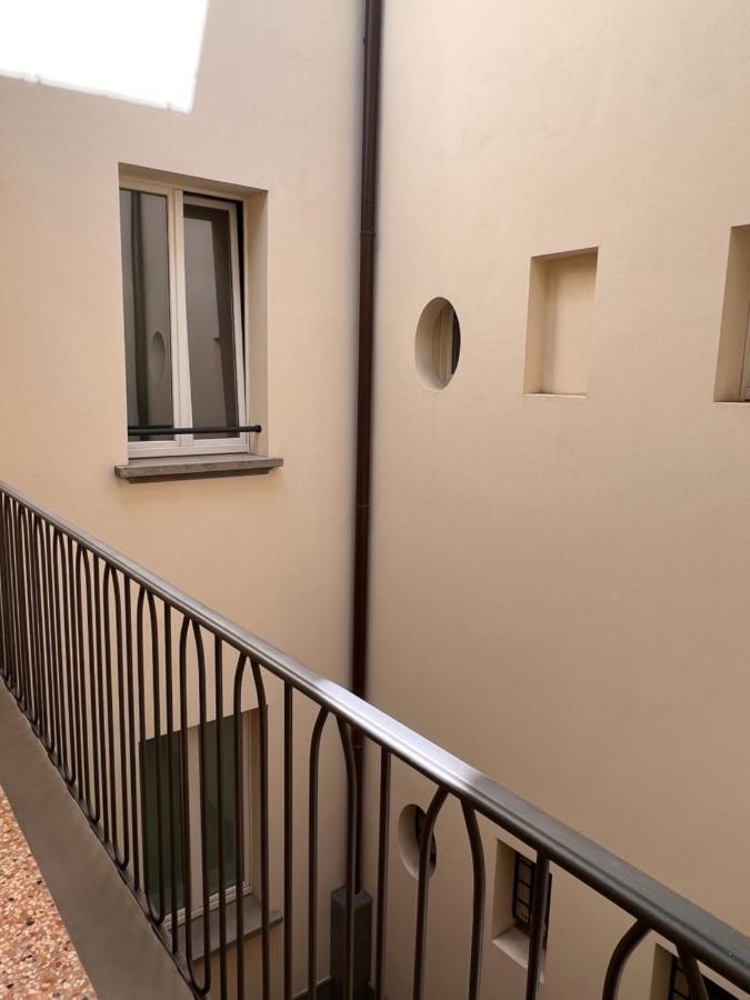 Piazza Maggiore Luxury Apartment Болоня Екстериор снимка